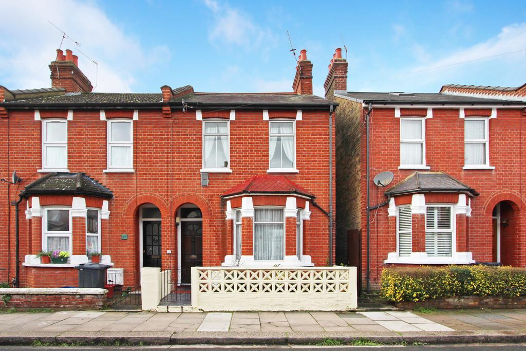 Standard Road, Hounslow 3 bed semidetached house £485,000