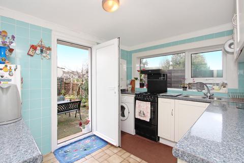 77 Standard Road, Hounslow, TW4 7AR