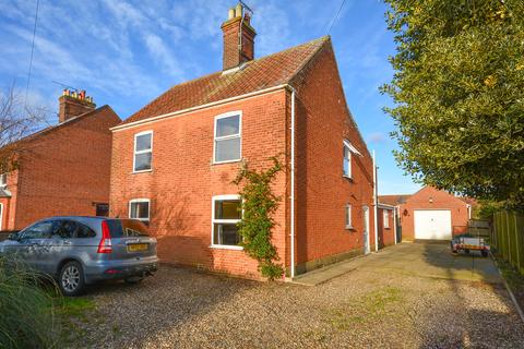 27 Happisburgh Road, North Walsham, NR28 9HB