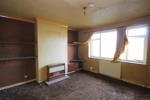 69 Oak Way, Feltham, TW14 8AT
