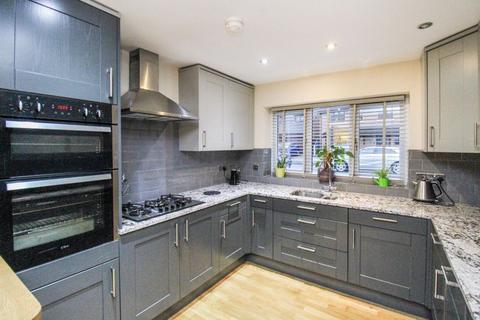 39 Meadow Close, Leek, ST13 5TX