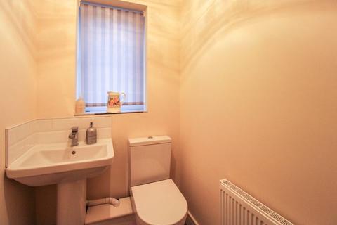 39 Meadow Close, Leek, ST13 5TX