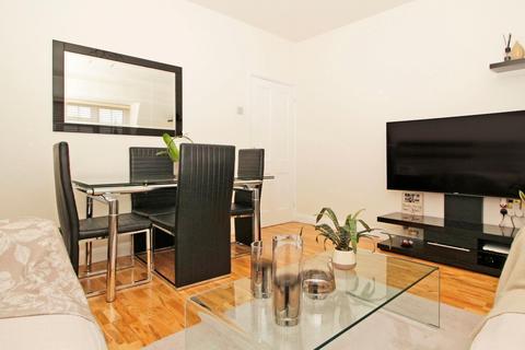 170 Boundfield Road, London, SE6 1PD