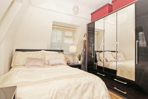 170 Boundfield Road, London, SE6 1PD