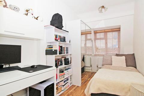 170 Boundfield Road, London, SE6 1PD