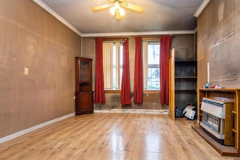 4/1 Redbraes Place, Edinburgh, EH7 4LL
