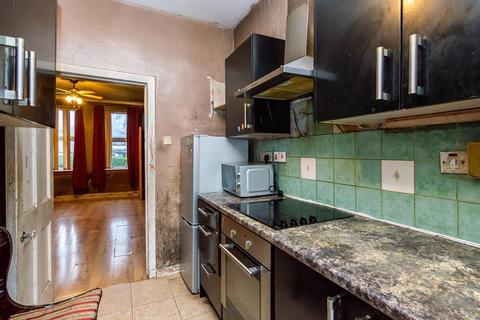4/1 Redbraes Place, Edinburgh, EH7 4LL