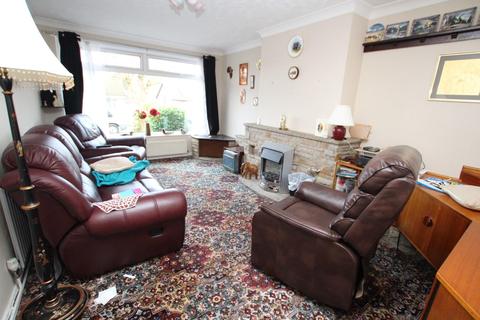 10 Brackendale Grove, Bradford, BD10 0TS