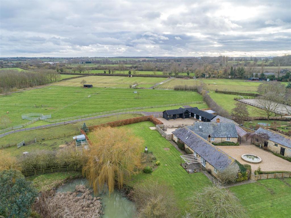 Rookery Lane, Stoke Bruerne, Towcester, Northamptonshire 5 bed