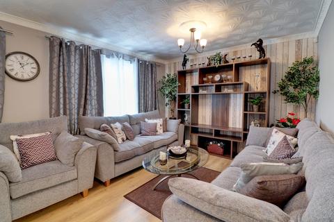 18 Halfway Drive, Halfway, Sheffield, S20 4TH