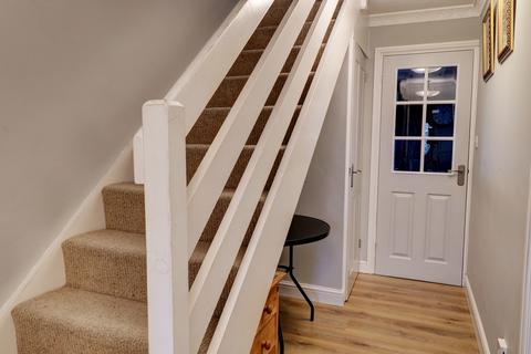 18 Halfway Drive, Halfway, Sheffield, S20 4TH