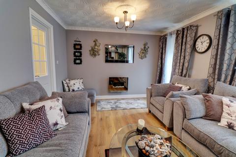 18 Halfway Drive, Halfway, Sheffield, S20 4TH