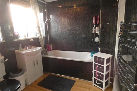 43 Yarlside Road, Barrow-in-furness, LA13 0EX