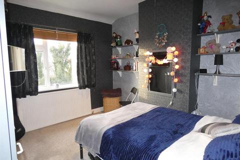 43 Yarlside Road, Barrow-in-furness, LA13 0EX