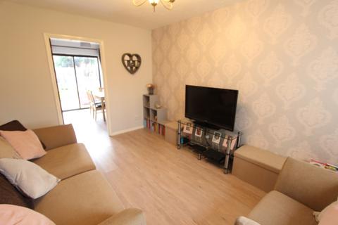 10 Cedar Rise, South Ockendon, RM15 6RB