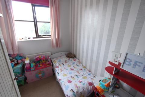 10 Cedar Rise, South Ockendon, RM15 6RB