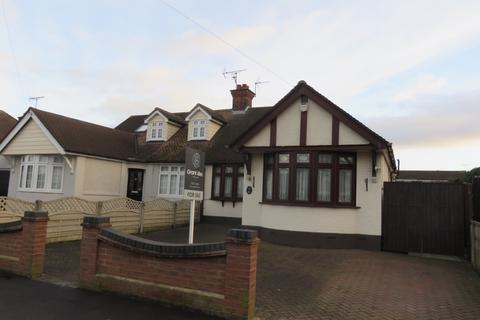 6 Brookmans Avenue, Grays, RM16 2LN