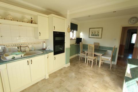 6 Brookmans Avenue, Grays, RM16 2LN