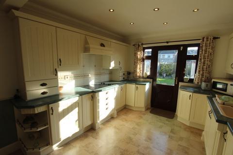 6 Brookmans Avenue, Grays, RM16 2LN