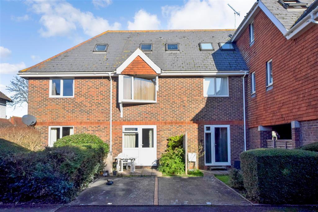 Linden Road, Bognor Regis, West Sussex 2 bed flat £160,000