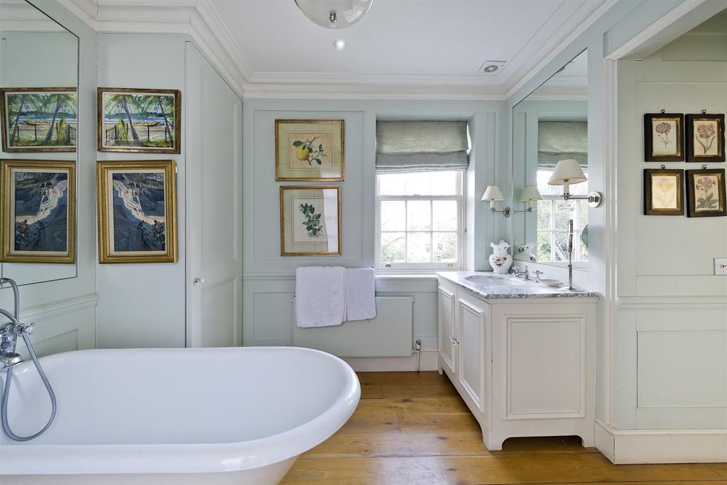 Principal En-Suite