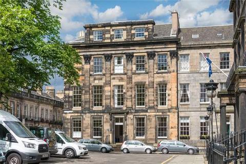 2 bedroom flat to rent - Rutland Street, Edinburgh EH1