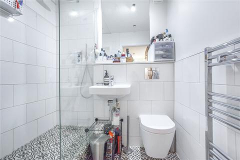12 Tanners Yard, London, E2 6QB
