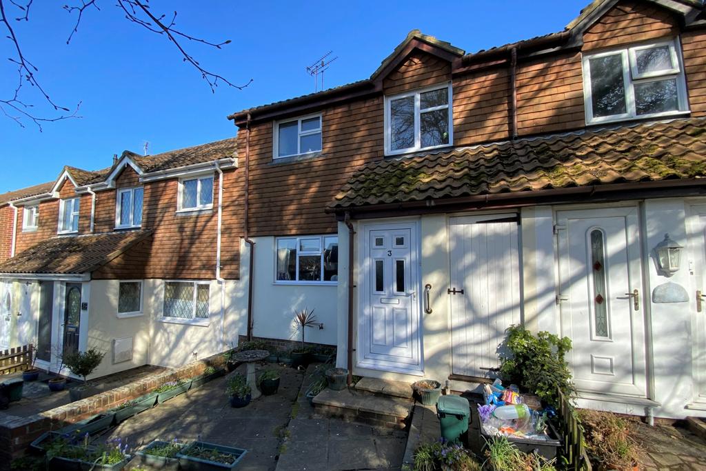 Kingsland Gardens, Walmer, CT14 3 bed terraced house £275,000