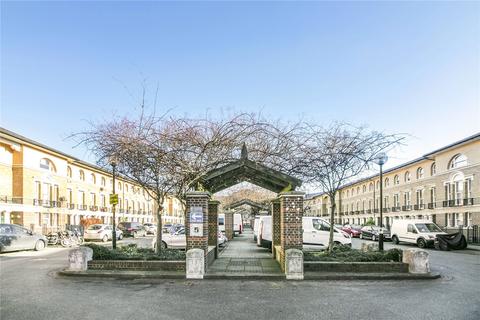 10 Mothers Square, London, E5 8TT