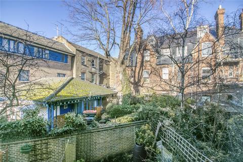 10 Mothers Square, London, E5 8TT