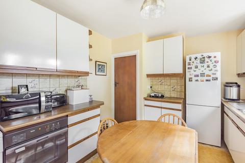 18 Heatherdene, West Horsley, Leatherhead, KT24 6LH