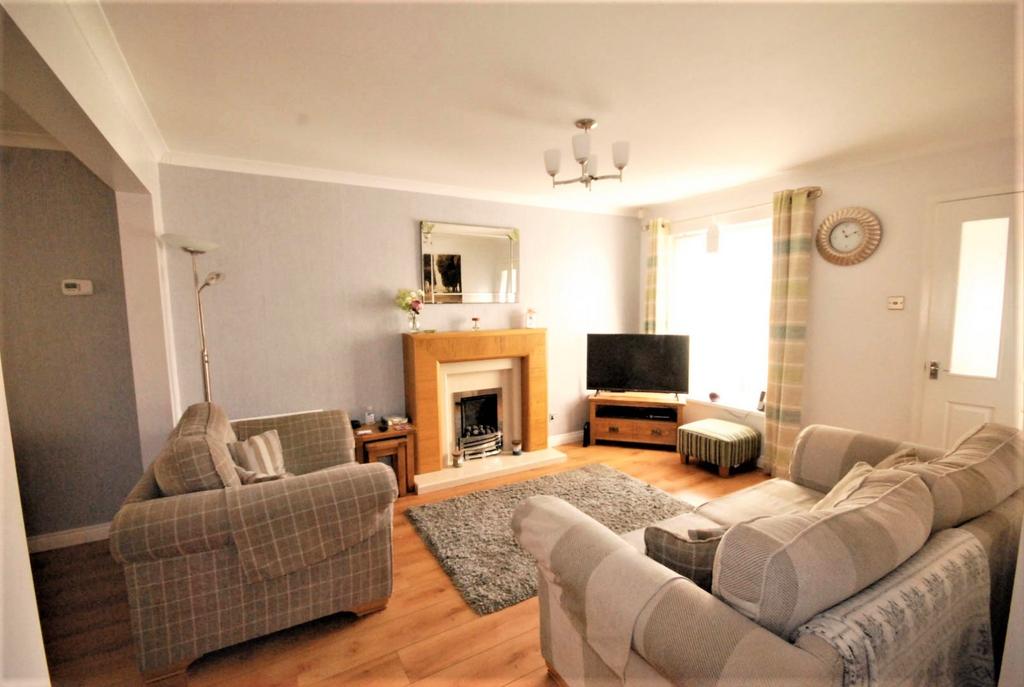 Calf Close Drive, Jarrow 4 bed detached house £225,000