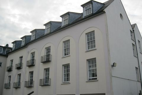 2 bedroom apartment to rent, Monk Street, Monmouth, NP25