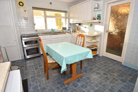 28 Maplecroft Lane, Nazeing, Waltham Abbey, EN9 2NS
