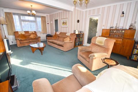 28 Maplecroft Lane, Nazeing, Waltham Abbey, EN9 2NS