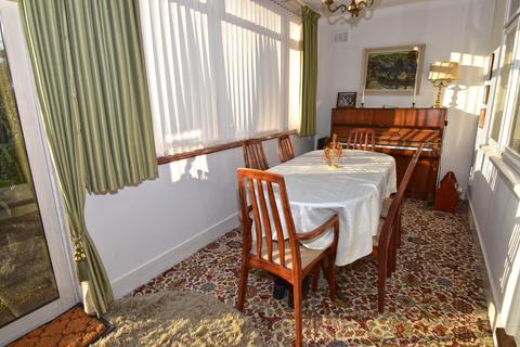 28 Maplecroft Lane, Nazeing, Waltham Abbey, EN9 2NS