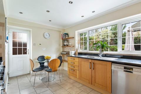 4 Deepdale Avenue, Bromley, BR2 0TJ