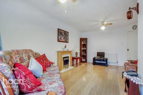 7a Basildon Drive, Basildon, SS15 5QN