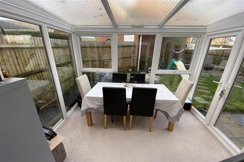 5 Cheal Way, Wick, Littlehampton, BN17 6FL