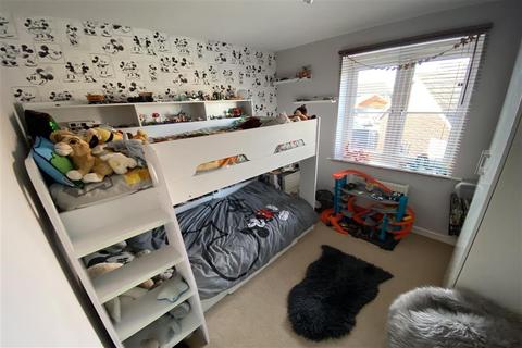 5 Cheal Way, Wick, Littlehampton, BN17 6FL
