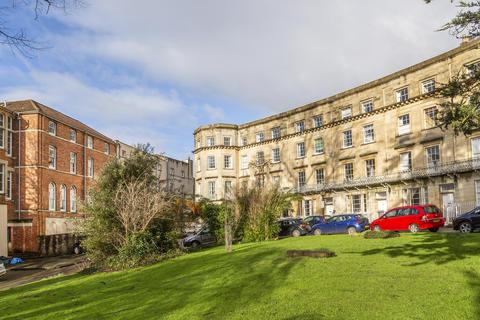 2 bedroom flat to rent, Saville Place, Clifton, BS8