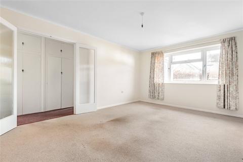 25 Bettertons Close, Fairford, GL7 4HY