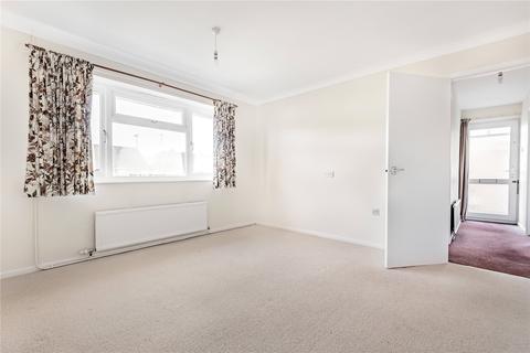 25 Bettertons Close, Fairford, GL7 4HY