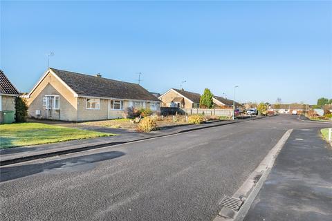 25 Bettertons Close, Fairford, GL7 4HY