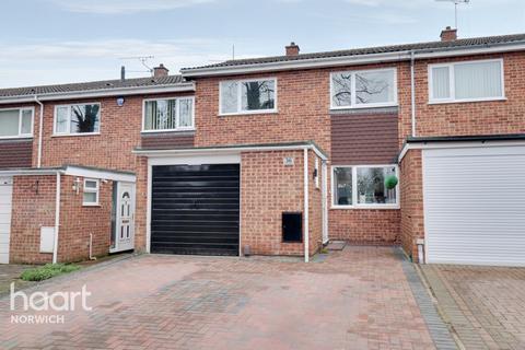 36 Fairways, Norwich, NR6 5PN