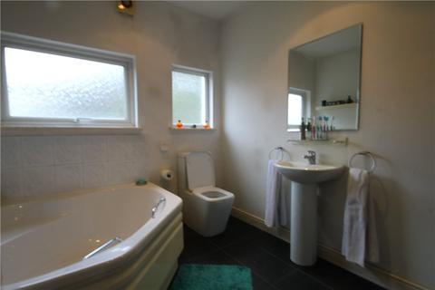 68 Wharncliffe Road, London, SE25 6SL