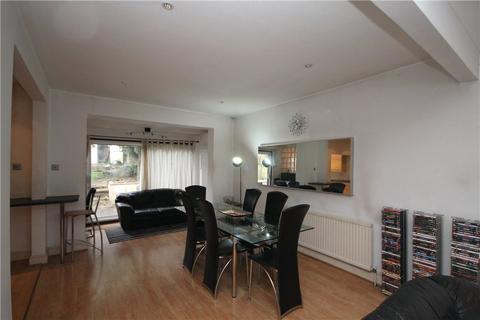68 Wharncliffe Road, London, SE25 6SL