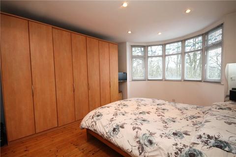 68 Wharncliffe Road, London, SE25 6SL