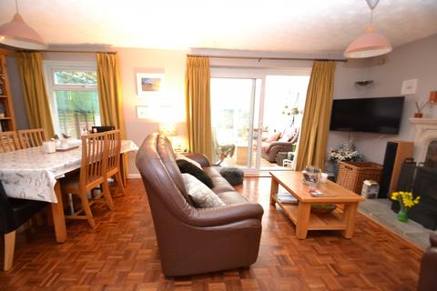2 Moxhams, Fordingbridge, SP6 1JE