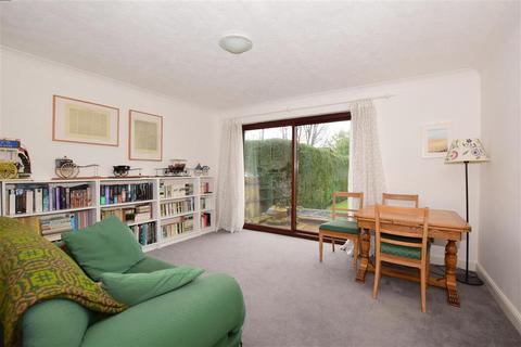 4 Harman Place, Purley, CR8 1AX